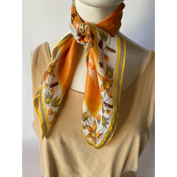 Vintage 60s Sally Gee Floral Print Silk & Rayon Scarf Made in Japan - Picture 3 of 16